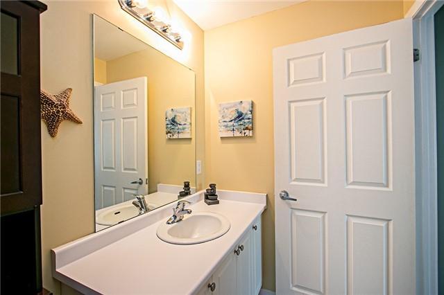 311 - 124 Aspen Springs Dr, Condo with 2 bedrooms, 1 bathrooms and 1 parking in Clarington ON | Image 10