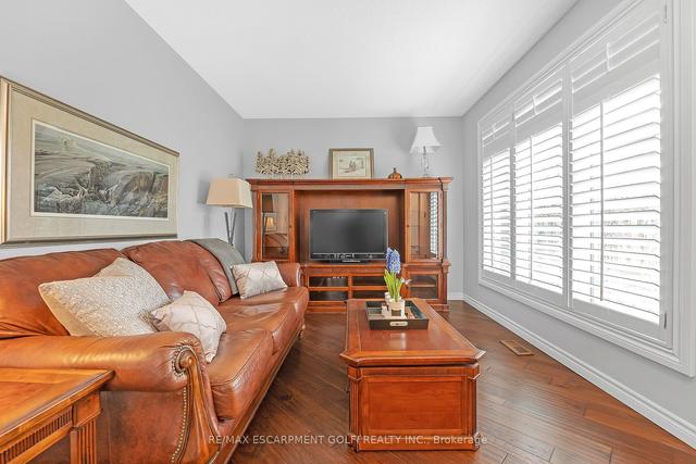 640 Templemead Dr, House detached with 3 bedrooms, 3 bathrooms and 3 parking in Hamilton ON | Image 7