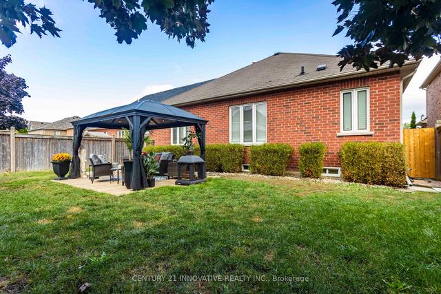 1365 Maddock Dr, House detached with 3 bedrooms, 4 bathrooms and 6 parking in Oshawa ON | Image 32