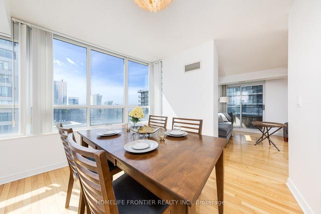 3610 - 23 Hollywood Ave, Condo with 2 bedrooms, 2 bathrooms and 1 parking in Toronto ON | Image 3