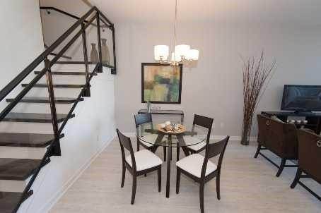 Th01 - 29 Singer Crt, Condo with 2 bedrooms, 3 bathrooms and 1 parking in Toronto ON | Image 4
