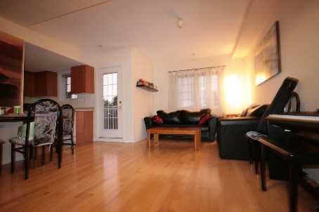 105 - 42 Pinery Tr, Townhouse with 3 bedrooms, 2 bathrooms and 1 parking in Toronto ON | Image 2