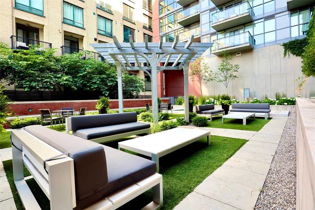 810 - 775 King St W, Condo with 2 bedrooms, 2 bathrooms and 1 parking in Toronto ON | Image 29