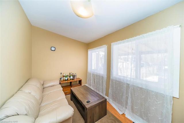 4756 Third Avenue, House detached with 3 bedrooms, 1 bathrooms and null parking in Niagara Falls ON | Image 17