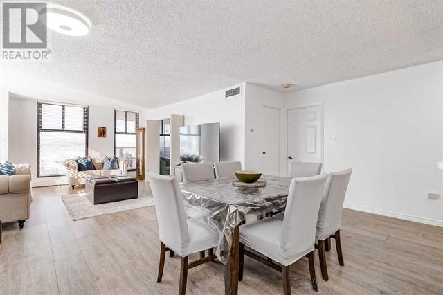 1204, - 1100 8 Avenue Sw, Condo with 2 bedrooms, 1 bathrooms and 1 parking in Calgary AB | Image 14