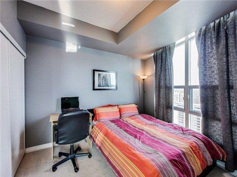 2612 - 33 Elm Dr W, Condo with 2 bedrooms, 2 bathrooms and 1 parking in Mississauga ON | Image 8