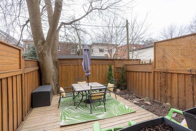 7 Tompkins Mews, House attached with 3 bedrooms, 2 bathrooms and 2 parking in Toronto ON | Image 19
