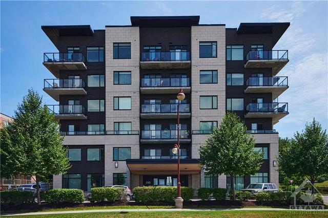 103 - 310 Centrum Boulevard, Condo with 1 bedrooms, 1 bathrooms and 2 parking in Ottawa ON | Image 1