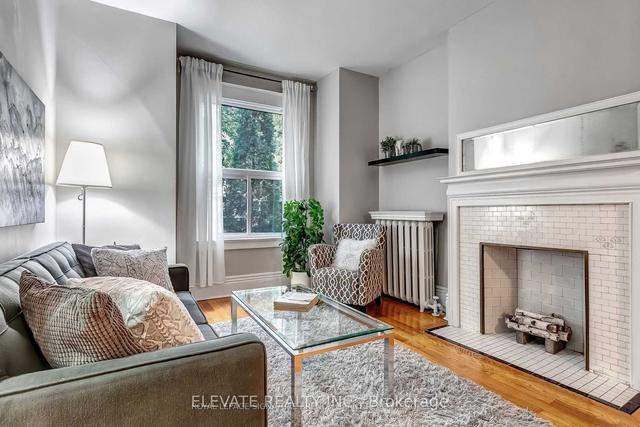 25 Temple Ave, House detached with 3 bedrooms, 2 bathrooms and 1 parking in Toronto ON | Image 17