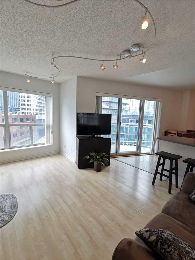 819 - 600 Queens Quay W, Condo with 0 bedrooms, 1 bathrooms and 0 parking in Toronto ON | Image 7