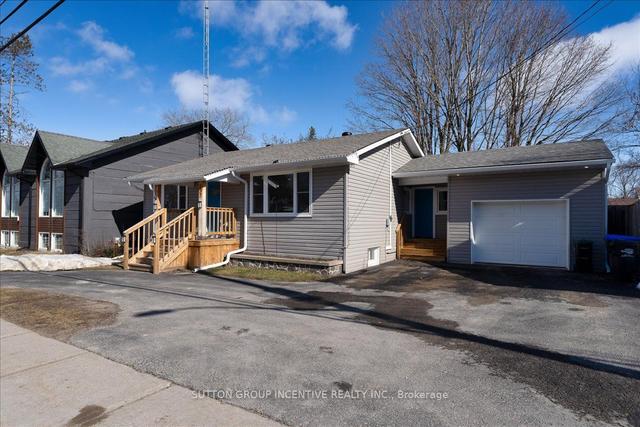 537 King St, House detached with 2 bedrooms, 2 bathrooms and 4 parking in Midland ON | Image 23