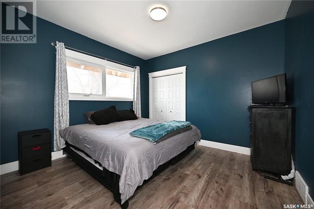 325 3rd Street, House detached with 5 bedrooms, 2 bathrooms and null parking in Estevan SK | Image 14