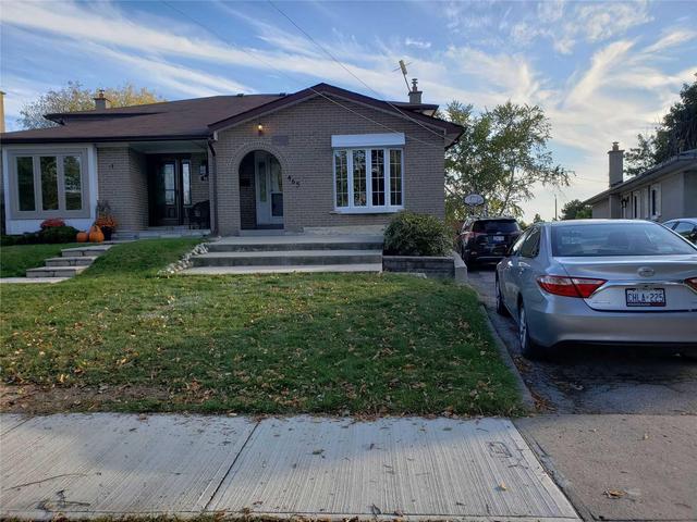465 Lana Terr, House semidetached with 4 bedrooms, 3 bathrooms and 5 parking in Mississauga ON | Image 1