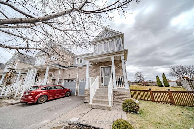 978 Fetchison Dr, House attached with 3 bedrooms, 4 bathrooms and 3 parking in Oshawa ON | Image 12