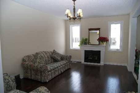 1259 Tupper Dr N, House detached with 4 bedrooms, 3 bathrooms and 4 parking in Milton ON | Image 3