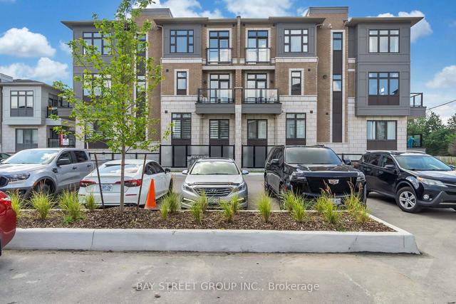 313 - 10 Halliford Pl, Townhouse with 2 bedrooms, 2 bathrooms and 1 parking in Brampton ON | Image 9