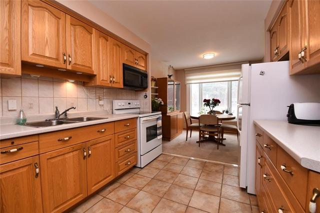 193 Cranbrook Drive, House semidetached with 3 bedrooms, 2 bathrooms and 3 parking in Hamilton ON | Image 14