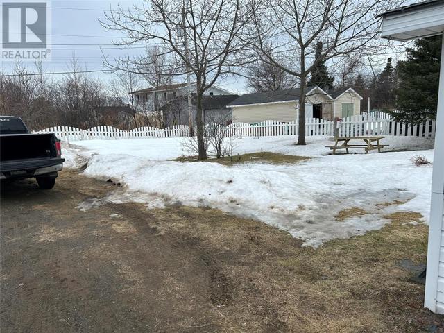 7 Centennial Drive, House detached with 4 bedrooms, 2 bathrooms and null parking in Lewisporte NL | Image 2