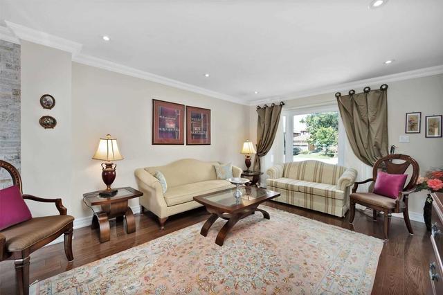10 Alexis Rd, House detached with 4 bedrooms, 4 bathrooms and 2 parking in Markham ON | Image 28