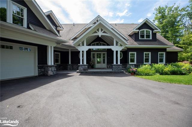 1655 Muskoka Road 118 W, House detached with 5 bedrooms, 4 bathrooms and 18 parking in Muskoka Lakes ON | Image 12