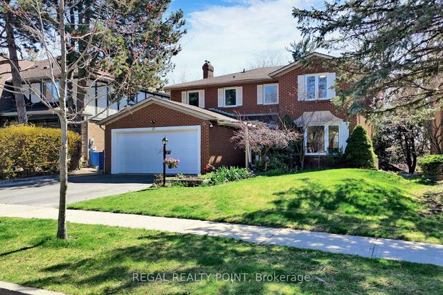 27 Bluffwood Dr, House detached with 4 bedrooms, 4 bathrooms and 4 parking in Toronto ON | Image 12