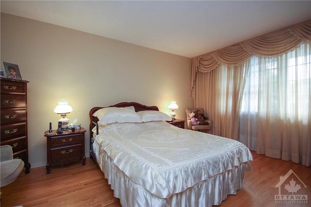 419 Kintyre Private, Townhouse with 3 bedrooms, 2 bathrooms and 1 parking in Ottawa ON | Image 13