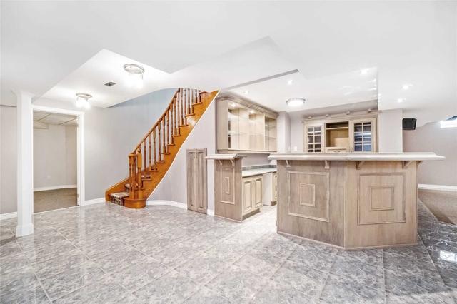 7327 Glamorgan Way, House detached with 4 bedrooms, 5 bathrooms and 5 parking in Mississauga ON | Image 20