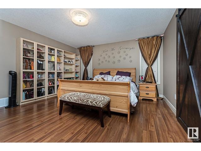 10904 174 Av Nw, House detached with 6 bedrooms, 3 bathrooms and null parking in Edmonton AB | Image 24