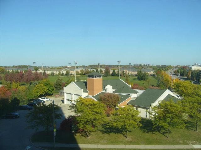 510 - 11 Oneida Cres, Condo with 2 bedrooms, 2 bathrooms and 1 parking in Richmond Hill ON | Image 10