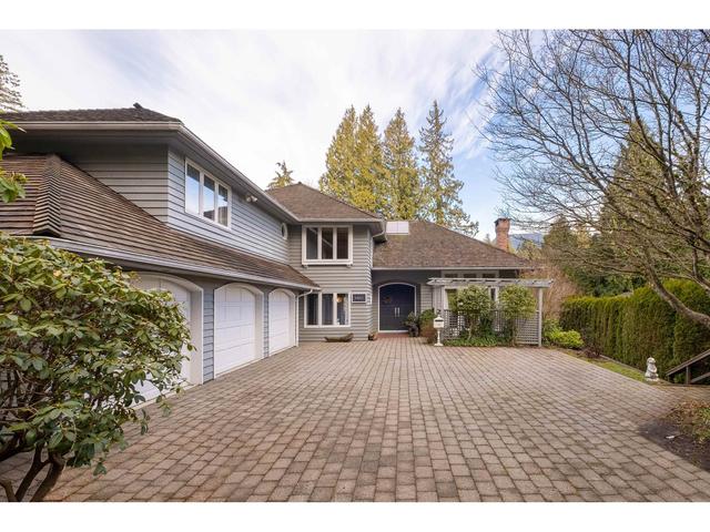 4941 Water Lane, House detached with 5 bedrooms, 4 bathrooms and null parking in West Vancouver BC | Image 1