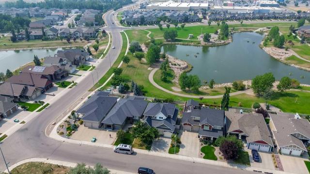 450 Couleesprings Road S, House detached with 5 bedrooms, 3 bathrooms and 4 parking in Lethbridge AB | Image 2