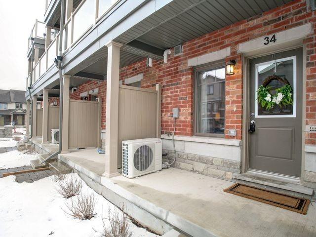 34 - 39 Kay Cres, Townhouse with 2 bedrooms, 2 bathrooms and 1 parking in Guelph ON | Image 2