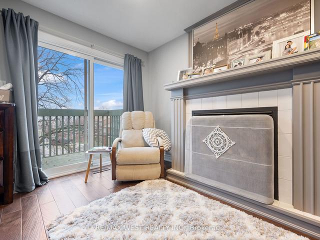 8 - 1564 Kerns Rd, Townhouse with 3 bedrooms, 2 bathrooms and 4 parking in Burlington ON | Image 15