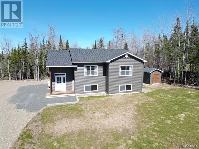 22 Bernadette Lane, House detached with 4 bedrooms, 2 bathrooms and null parking in Hanwell NB | Image 3