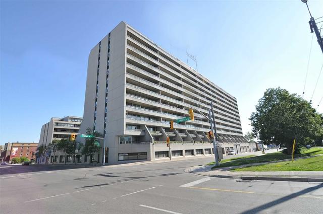 ph3 - 55 William St E, Condo with 2 bedrooms, 2 bathrooms and 1 parking in Oshawa ON | Image 1