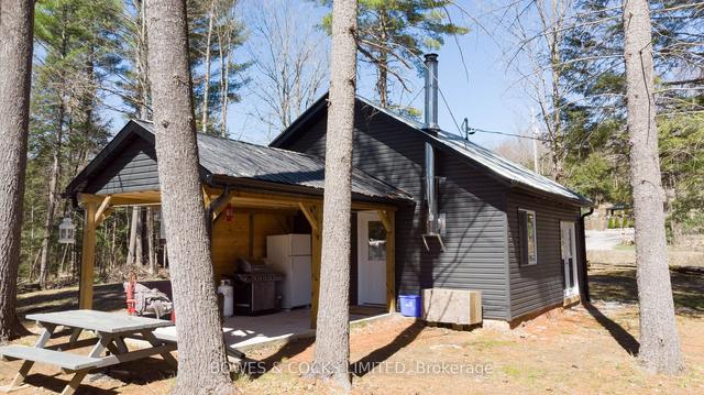 2261 County Road 504, House detached with 1 bedrooms, 0 bathrooms and 2 parking in North Kawartha ON | Image 2