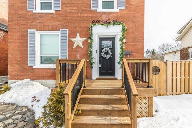 915 Vine St, House detached with 3 bedrooms, 1 bathrooms and 3 parking in Cambridge ON | Image 11