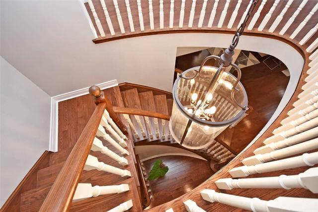 6 Tristan Crt, House detached with 4 bedrooms, 5 bathrooms and 6 parking in Brampton ON | Image 25