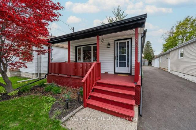 326 East 28th St, House detached with 2 bedrooms, 2 bathrooms and 2 parking in Hamilton ON | Image 31