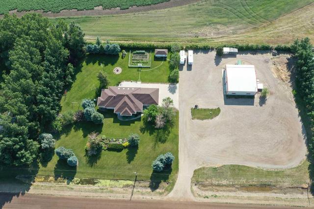 100009 Rng Rd 163, House detached with 4 bedrooms, 3 bathrooms and null parking in Taber MD AB | Image 6