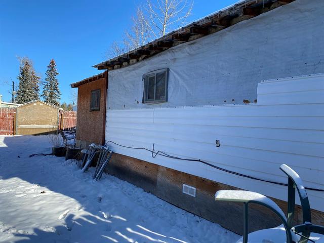 303 - 5311 60 Street, House detached with 5 bedrooms, 1 bathrooms and 3 parking in Clearwater County AB | Image 27