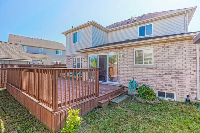 29 Brown Dr, House detached with 4 bedrooms, 3 bathrooms and 2 parking in St. Catharines ON | Image 20