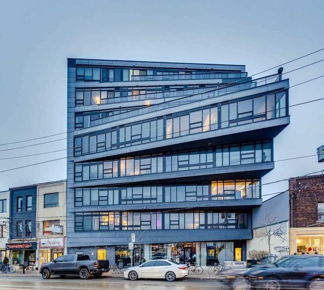 401 - 1239 Dundas St W, Condo with 2 bedrooms, 2 bathrooms and 1 parking in Toronto ON | Image 1