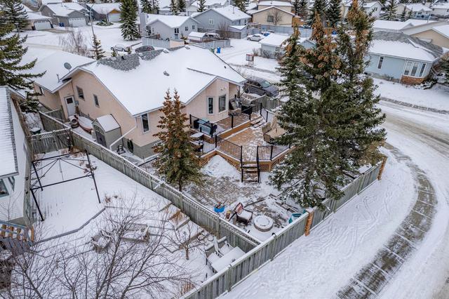 14 West Andison Close, House detached with 4 bedrooms, 3 bathrooms and 6 parking in Calgary AB | Image 40