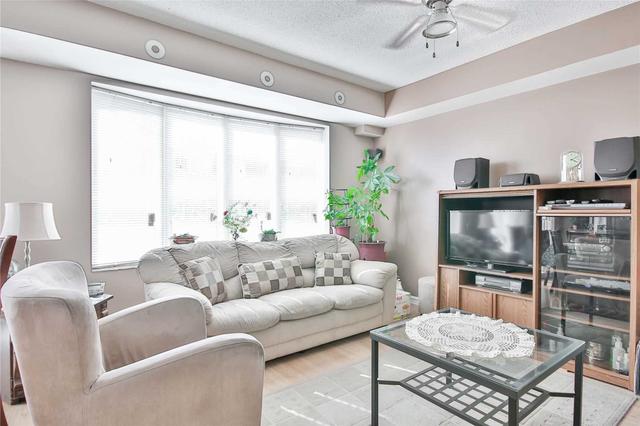 2065 - 65 George Appleton Way, Townhouse with 3 bedrooms, 2 bathrooms and 1 parking in Toronto ON | Image 27