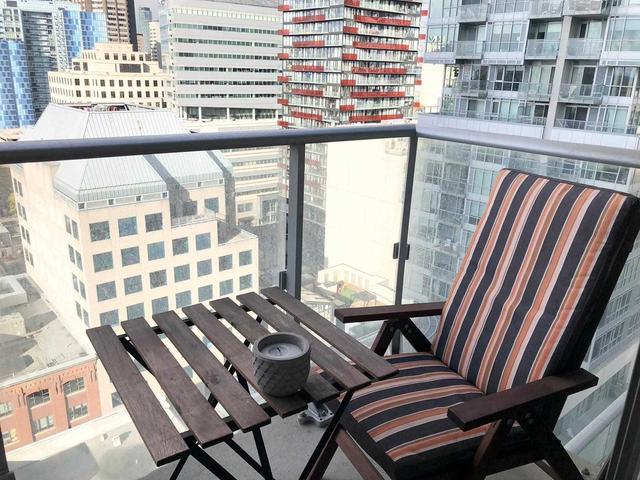 1808 - 30 Nelson St, Condo with 1 bedrooms, 1 bathrooms and 0 parking in Toronto ON | Image 7