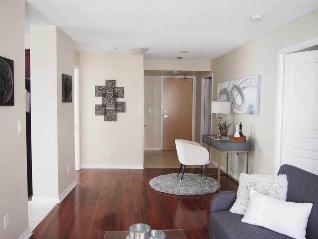 1602 - 509 Beecroft Rd, Condo with 2 bedrooms, 2 bathrooms and 1 parking in Toronto ON | Image 9