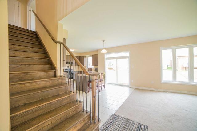 95 Powell Rd, House detached with 4 bedrooms, 4 bathrooms and 4 parking in Brantford ON | Image 3