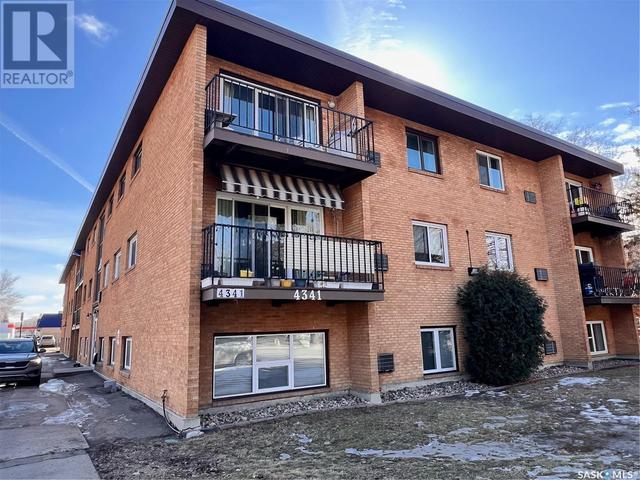 2 - 4341 Rae Street, Condo with 2 bedrooms, 1 bathrooms and null parking in Regina SK | Image 1