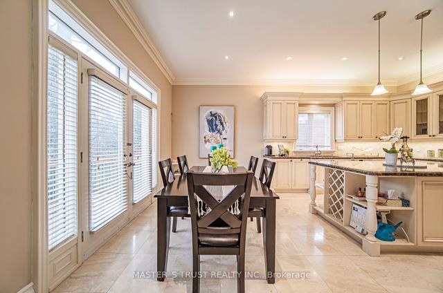322b Empress Ave, House detached with 4 bedrooms, 5 bathrooms and 6 parking in Toronto ON | Image 4